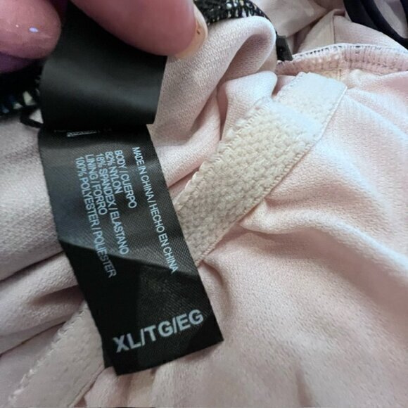 Hurley Swimsuit One Piece Size‎ XL Floral Tropical Print UPF 50 Bathing Suit EUC - Picture 9 of 12